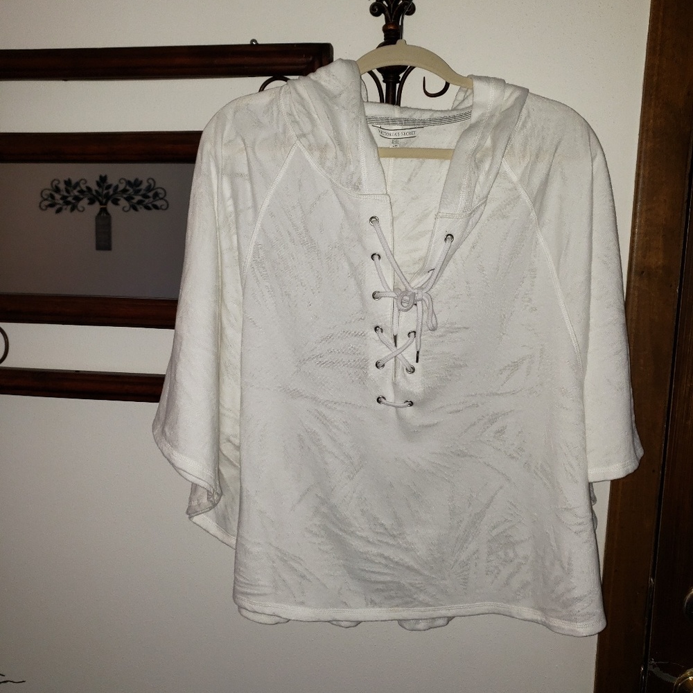 VICTORIA Secret White Poncho